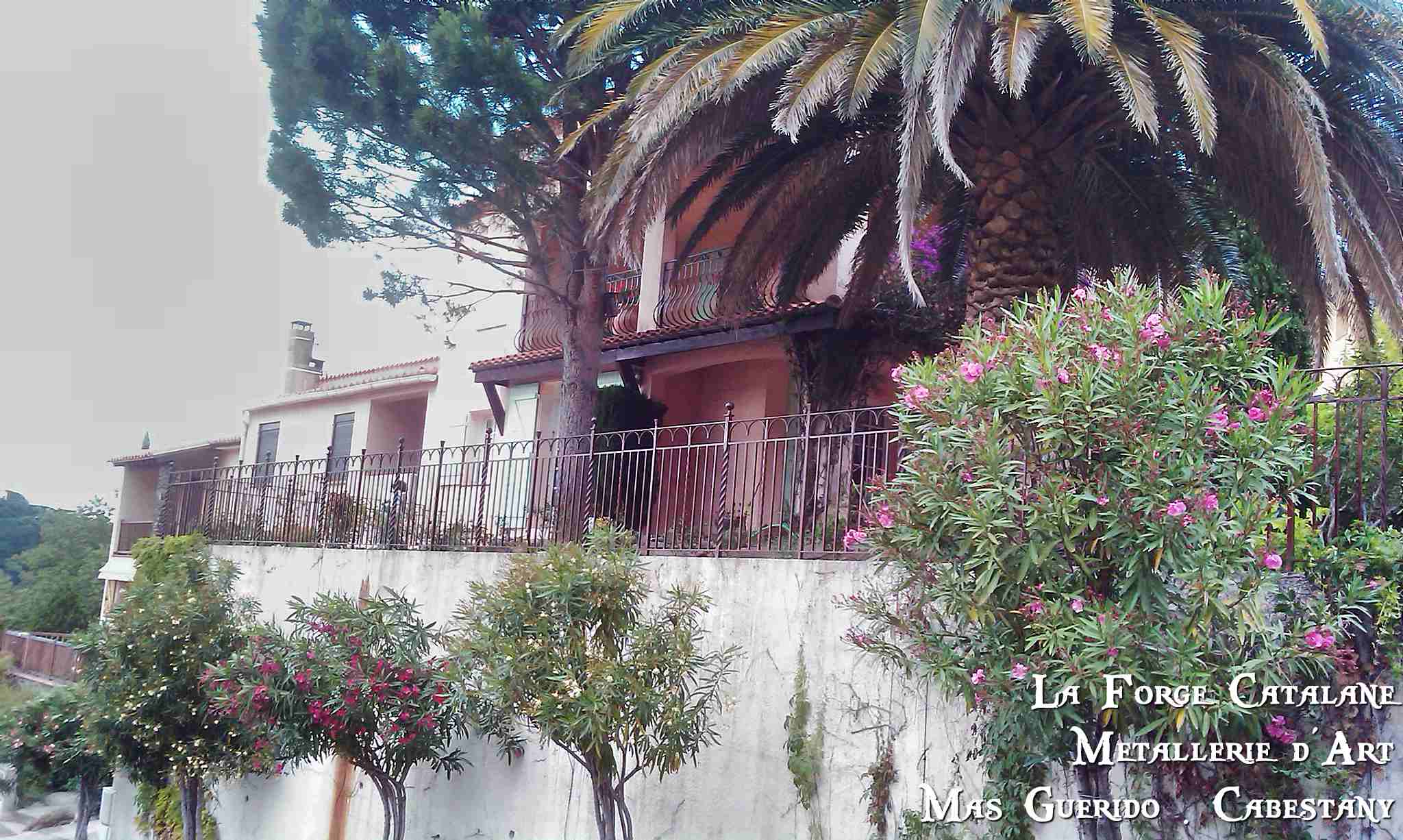 cloture collioure 4 remplissage barreaudage droit et torsade Forge Catalane.jpg